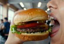 Wyższe wykształcenie nie chroni przed idiotyzmem – Politechnika w Montrealu usuwa wołowinę z kafeterii