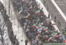 Protest poparcia w Toronto dla obalenia władzy w Iranie