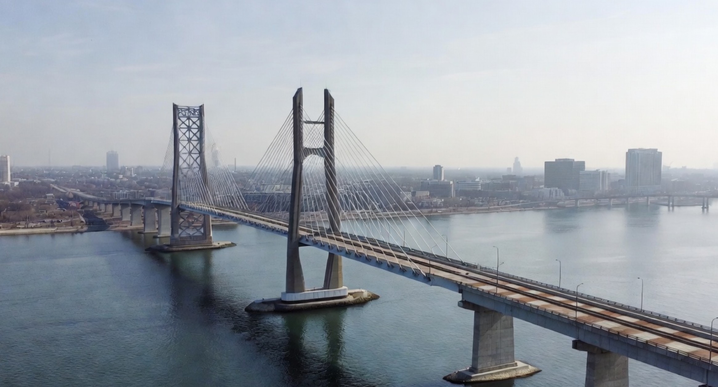 Trump grozi zablokowaniem mostu z Windsor do Detroit