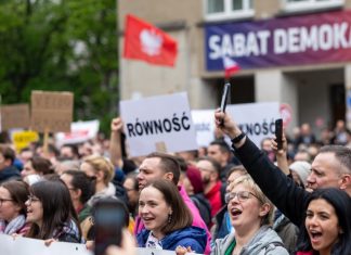 Michalkiewicz: Sabat demokratyczny i “faszystowski”