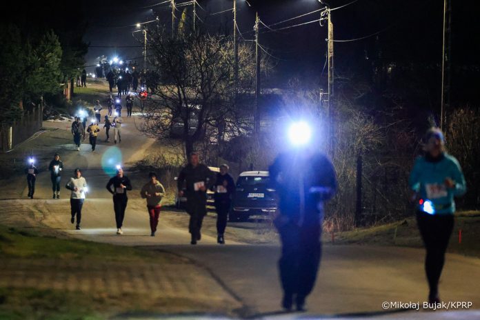 005_Prezydent_Karol_Nawrocki_VII Bieg Wyklętych_01-03-2026_MWB26955.jpg