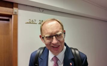 Rozmawiamy z posłem Romanem Fritzem z KKP