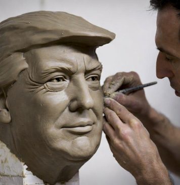 KUMOR: Taki był cel „ulepienia” Trumpa