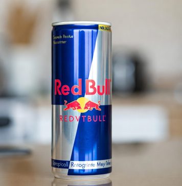 Rodzice ofiary kofeiny chcą zakazu sprzedaży napojów energetycznych