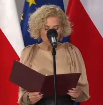 Rządzący pogłębiają kryzys wokół Trybunału Konstytucyjnego