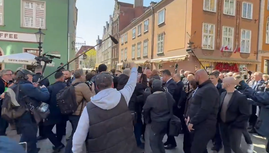 Rząd zablokował spotkanie Nawrocki – Macron