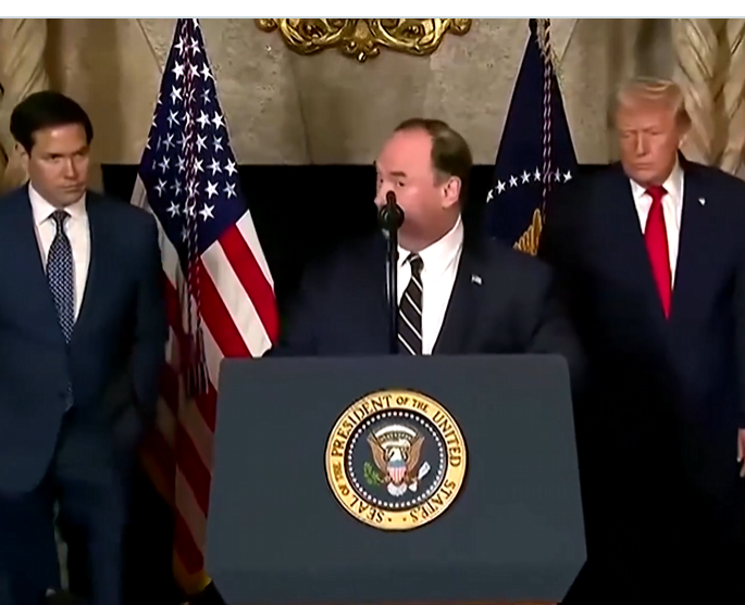 Szef marynarki USA zwolniony