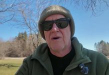 Prezydent Trump w kozim rogu