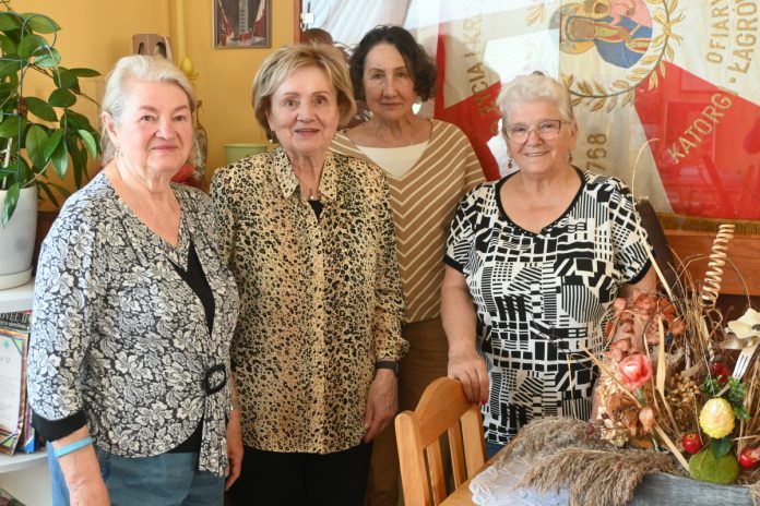 02. Panie ze szczecińskiego oddziału Związku Sybiraków