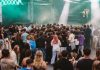 Pokonują setki i tysiące kilometrów, żeby spędzić tydzień w środku lasu. Co przyciąga ludzi na Festiwal Życia?