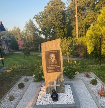 Pozdrawiam z Radwanowic z siedziby Krajowej Fundacji im Brata Alberta