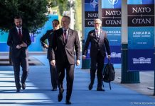 Prezydent Nawrocki poruszył sprawę zastopowania infrastruktury NATO na byłej granicy NRD/RFN