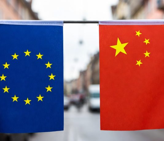 Wojna handlowa UE–Chiny? Pekin dokręca śrubę, polskie podmioty objęte sankcjami