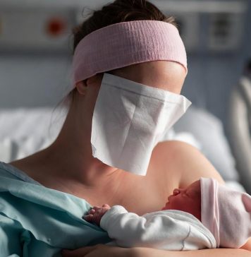Ukraińska firma BioTexCom szuka klientów do skorzystania z macic zastępczych. W Polsce to nielegalne