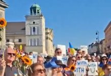 Ukrainka na wiecu KOD: „Polacy nie mają monopolu na Polskę. Moja Polska jest tutaj”