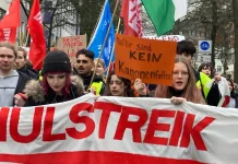 „Nie jesteśmy mięsem armatnim”. Dziesiątki tysięcy uczniów wyszło na ulice Niemiec przeciwko rejestracji wojskowej