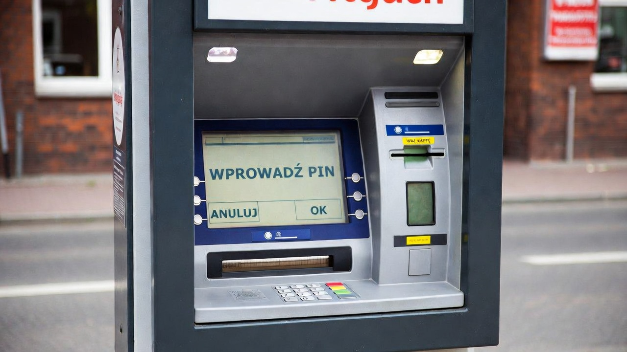 Uśmiechnij się do bankomatu – każda wypłata będzie nagrana