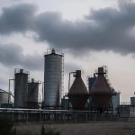Stany Zjednoczone kupują tanie rosyjskie nawozy, które Unia Europejska blokuje cłami