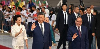 Xi Jinping zakończył w Kairze wizytę w Egipcie. Izrael patrzy z niepokojem na działania Chin w regionie