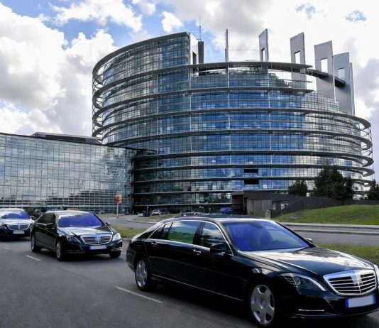 Elity kontra wyborcy. Jak „ochrona demokracji” staje się narzędziem jej ograniczania
