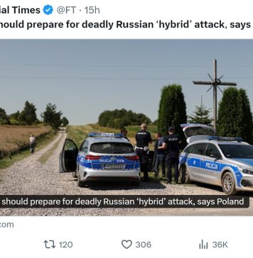 Jastrząb Sikorski dla Financial Times